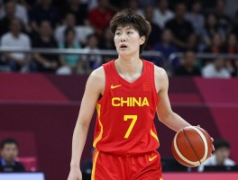 中锋女丨中国女篮中锋历史排名如何,现役最强中锋女有哪些,未来篮球中锋位置需要什么能力