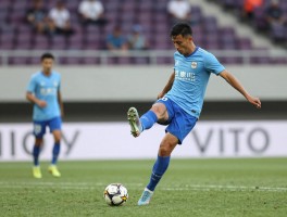 足球中什么是死角球技术,死角球怎么踢,如何判断死角位置,哪些球员擅长死角球