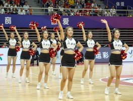 篮球拉拉队走光,表演安全如何保障,服装设计怎样防走光,职业风险如何防范