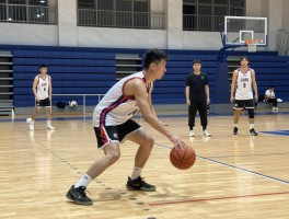 篮球技巧教学中文,如何快速提升命中率,怎样练习运球基本功