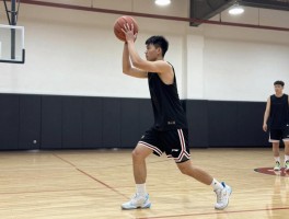 篮球控球练习,如何快速提升,正确手型是怎样的,7天训练计划
