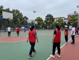 洛阳篮球场大妈冲突解析,公共空间不足怎么办,场地纠纷如何解决