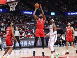 火箭引援中锋,卡佩拉回归价值何在,双塔战术如何升级,申京替补难题解决了吗