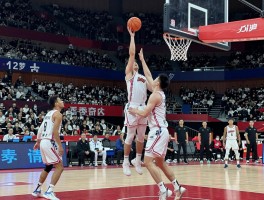 篮球与爱情如何关联,球场浪漫怎么营造,球员婚恋选择有何不同