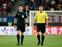 中超裁判有利进攻,判罚尺度,业务提升,案例对比