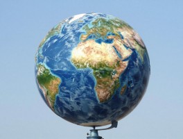 世界是个七角球体吗为什么,地球真实形状是什么,为何天体多是球形,梨形地球说法从何而来