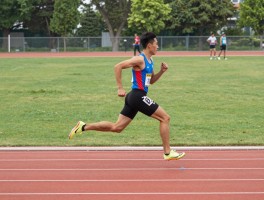 跑步提前越位是什么意思,跑步训练如何避免抢跑,田径与足球越位区别在哪