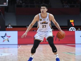 辽宁男篮5大中锋丨谁是最强内线巨塔,队史地位如何排名,未来接班人是谁？