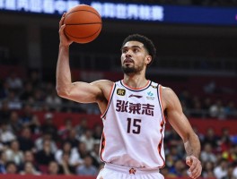 类似华莱士的中锋有哪些,防守型中锋怎么选,现代篮球需要什么中锋