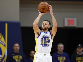 库里在球员通道投三分,习惯如何养成,实际比赛有何影响,为何能保持准度