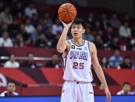 青岛篮球中锋,杨瀚森NBA选秀顺位多少,青岛男篮中锋如何培养,未来能否成核心