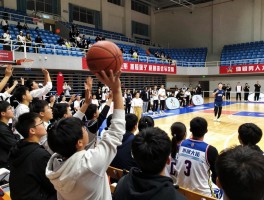 篮球气氛营造全攻略，赛场氛围如何打造，观众互动怎样设计，校园篮球文化如何构建