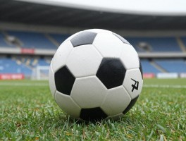 制造越位球是什么意思啊,足球造越位战术怎么用,什么是越位陷阱战术