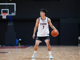 篮球场帅哥丨篮球帅哥有哪些类型,如何成为篮球场帅哥,篮球场帅哥穿搭技巧