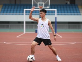 男生挡拆拍照是什么意思,挡拆拍照姿势怎么摆,这种拍照法为什么在直男中流行