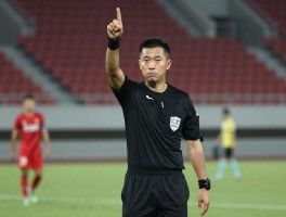 足球什么叫进攻有利,裁判如何判断,手势是什么,怎样影响比赛