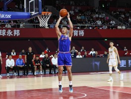 篮球发球员,如何避免5秒违例,底线发球技巧有哪些,发球员站位规则是什么