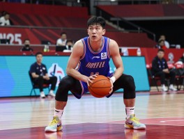 中锋蹲坑防守是什么战术,如何破解中锋蹲坑,现代篮球还需要传统中锋吗