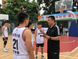 篮球场感动丨有哪些真实感人故事,瞬间如何传递正能量,为何说球场充满温暖