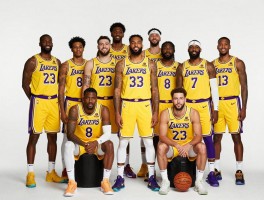 湖人全部球员照片,哪里能下载高清全家福,最新定妆照如何获取？