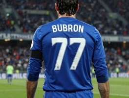 布冯球员号,有何特殊含义,为何选择77号,88号背后有何故事