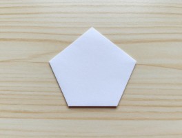 四边形怎么裁五边形,裁剪步骤有哪些,如何折叠正方形,怎样剪出正五边形