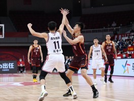 拳头挡拆战术是什么意思啊,拳头战术和西班牙挡拆有什么关系,怎么破解拳头挡拆战术