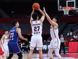 一顿挡拆是什么意思,篮球战术中连续挡拆如何操作,为何球员要叫一顿挡拆