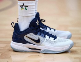 李根篮球鞋,穿什么品牌,为什么被罚100万,如何选择篮球鞋