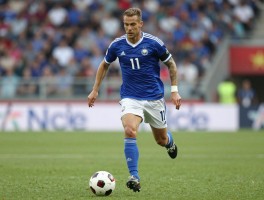 吉尔摩中锋历史地位如何评价,为什么被称为火车头,职业生涯数据有多强