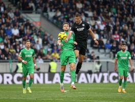 波鸿球员图片，霍夫曼如何头球绝杀，贝罗为何成中场核心，新赛季阵容有何变化