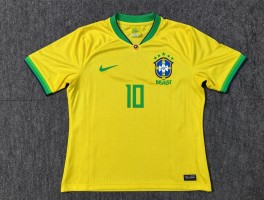 巴西球员球衣,黄色球衣为何成为巴西象征,球衣设计蕴含哪些科技,如何选购正品球衣