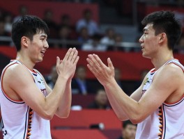 为什么拍手是技术犯规,拍手犯规判罚标准是什么,哪些动作容易吃T,和违体犯规区别在哪