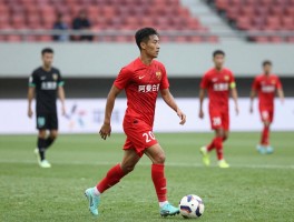 阿芒球员是谁,他的职业生涯数据,现效力哪个球队,表现如何