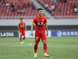 归化球员艾克森职业生涯数据如何,对中国足球有何影响,他为何选择退役