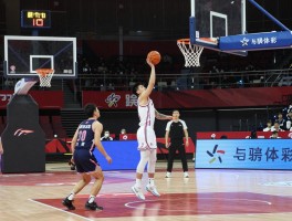 篮球里挡拆是什么意思,挡拆战术具体怎么操作,为什么挡拆是篮球基本战术