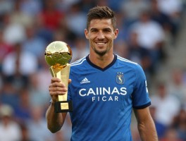 劳伦斯球员是什么意思,哪些球星姓劳伦斯,劳伦斯奖和球员有什么关系