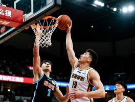 什么是打篮板球技术犯规,篮板球犯规判罚标准,技术犯规和违例的区别,如何正确抢篮板