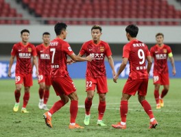 恒大的归化球员亚冠,战术效果如何,政策有何影响,历史地位怎样