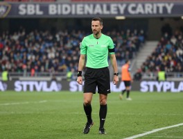 因扎吉边裁丨为何被称为幽灵前锋,反越位秘诀是什么,对现代VAR有何影响