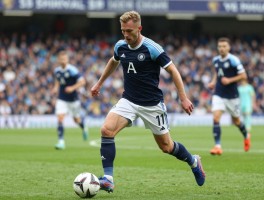 苏格兰支点中锋,战术作用是什么,代表球员有哪些,如何提升球队进攻