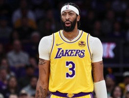 湖人队3号球员是谁,安东尼戴维斯表现如何,为什么选择3号,湖人3号球衣会退役吗