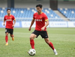 国足球员没有肌肉,为何与欧美球员差距大,训练方法科学吗,如何突破身材瓶颈？