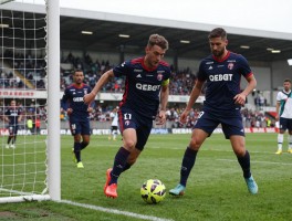 巴甲球员惨死有哪些悲剧事件,球员安全问题如何保障,足球界有哪些反思