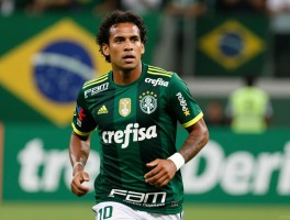 巴西球员贝隆职业生涯全解析，他的技术特点如何,在帕尔梅拉斯表现怎样,未来潜力怎样评估