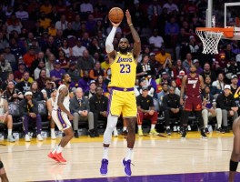 湖人热火g4球员数据解读,詹姆斯浓眉合砍多少分,波普为何成奇兵,关键三分谁投中