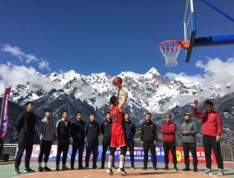 篮球林芝,南迦巴瓦峰杯赛事情况,高原篮球有何特点,如何参与林芝篮球活动
