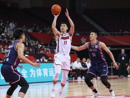 李国生篮球,职业生涯经历了哪些阶段,近期比赛表现如何,受过什么伤病困扰