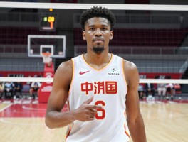 布朗宁球员,归化成功吗,现在表现如何,为什么选择中国