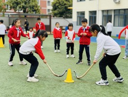 什么是羊角球竞赛游戏,幼儿园羊角球玩法规则,羊角球游戏目标意义,安全注意事项有哪些